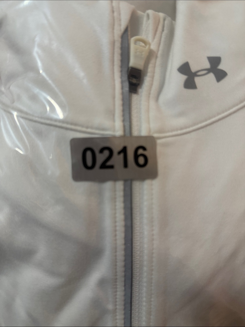 Under Armour Women's White Active Quarter-Zip Long Sleeve Pullover sz XS - Picture 10 of 10